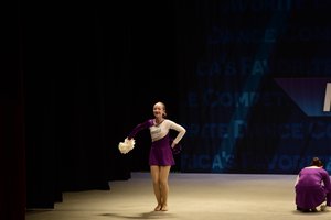 Premier Poms - Platinum