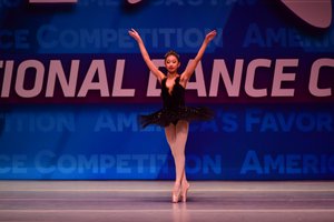 Black Swan Variation