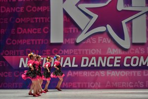 Russian Dance Yarmarka