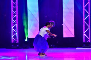 Ease On Down The Road