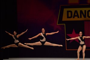 Wanna Dance W/Somebody