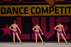 I Don't Wanna Show Off