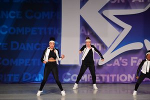 Don't Wanna' Fall In Love