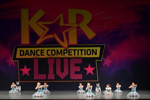 Alice And The White Rabbit