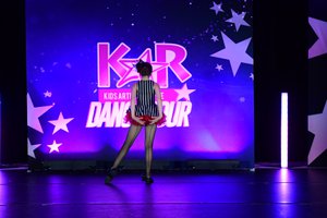 I Wanna Be A Showstopper