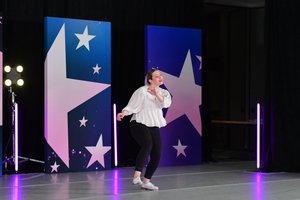 I Wanna Dance With Somebody