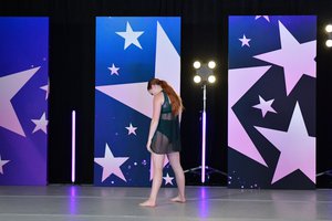 Hold Me While You Wait