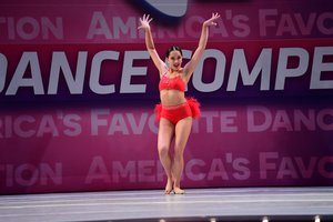 Show Me How You Burlesque