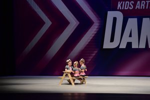 Danny And His Ladies