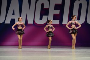 Cruisin For A Bruisin