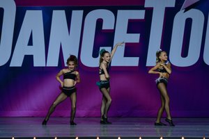 Camille, Collette, Fifi