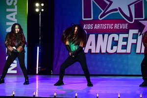 Dancers Of The Galaxy