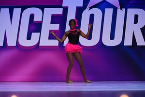 Nails Hair Hips Heels