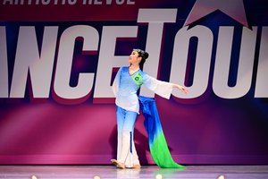 Dancing Grass In Water