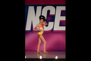 She Sets The City On Fire