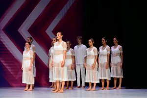 Resisting Conformity