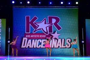 Better When I'm Dancin'