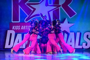 I Wanna Be Your Girl