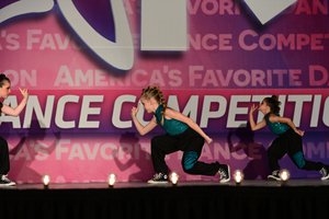 Everybody Dance Now!