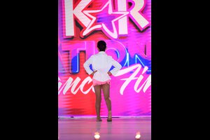 Teach Me How To Shimmy