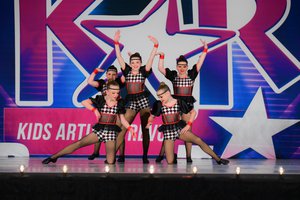 Queens On The Throne