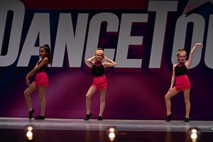 Better When I'm Dancin'