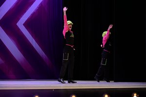 Ease On Down The Road