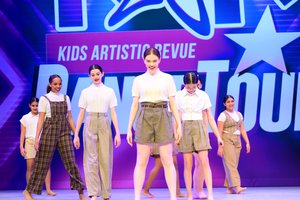 Enlightenment In The Parlor