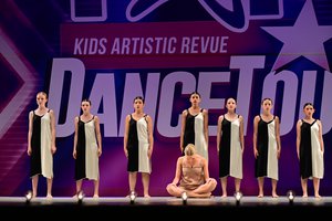 No One Knows Me Like The Piano