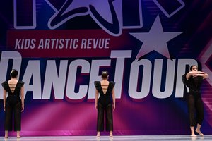 Hurting Me, Hurting You