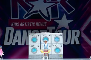 Suds 'N Buds Laundromat