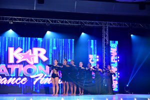 Dance Me Till The End