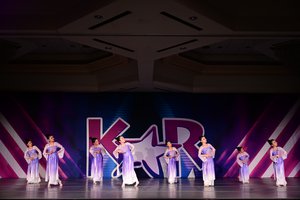 Long-Tasseled Fan Rhyme