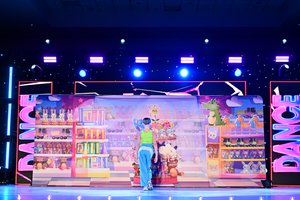 Toys R Us Kids