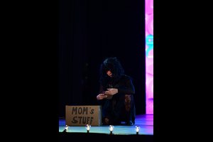 Dead Mom