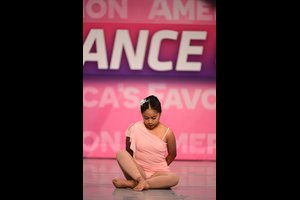 Gusto Ko Nang Bumitaw