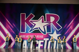 We're Going To Steal The Moon