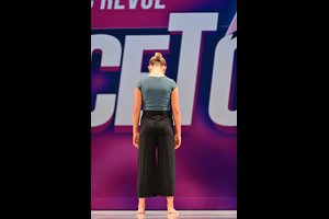 Never Dreamed You'd Leave In Summer