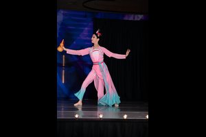 Mesmerizing Floral Creek