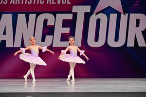 Music Box Dancers